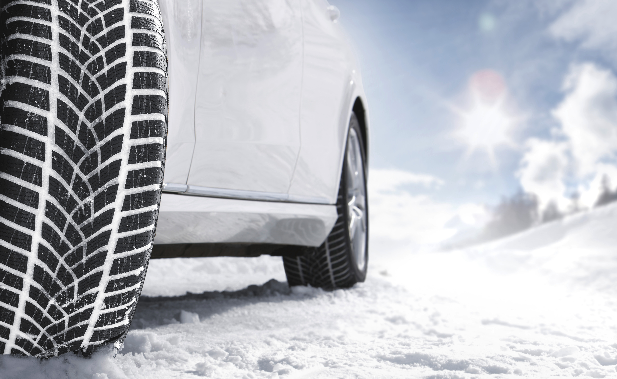 Goodyear e Dunlop primeggiano nei test invernali di Auto Bild