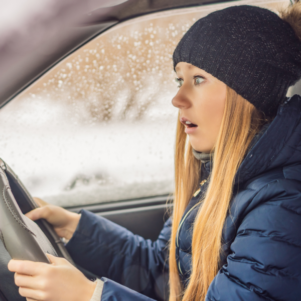 Auto ferma al freddo: consigli per il mantenimento e l’accensione dopo le gelate