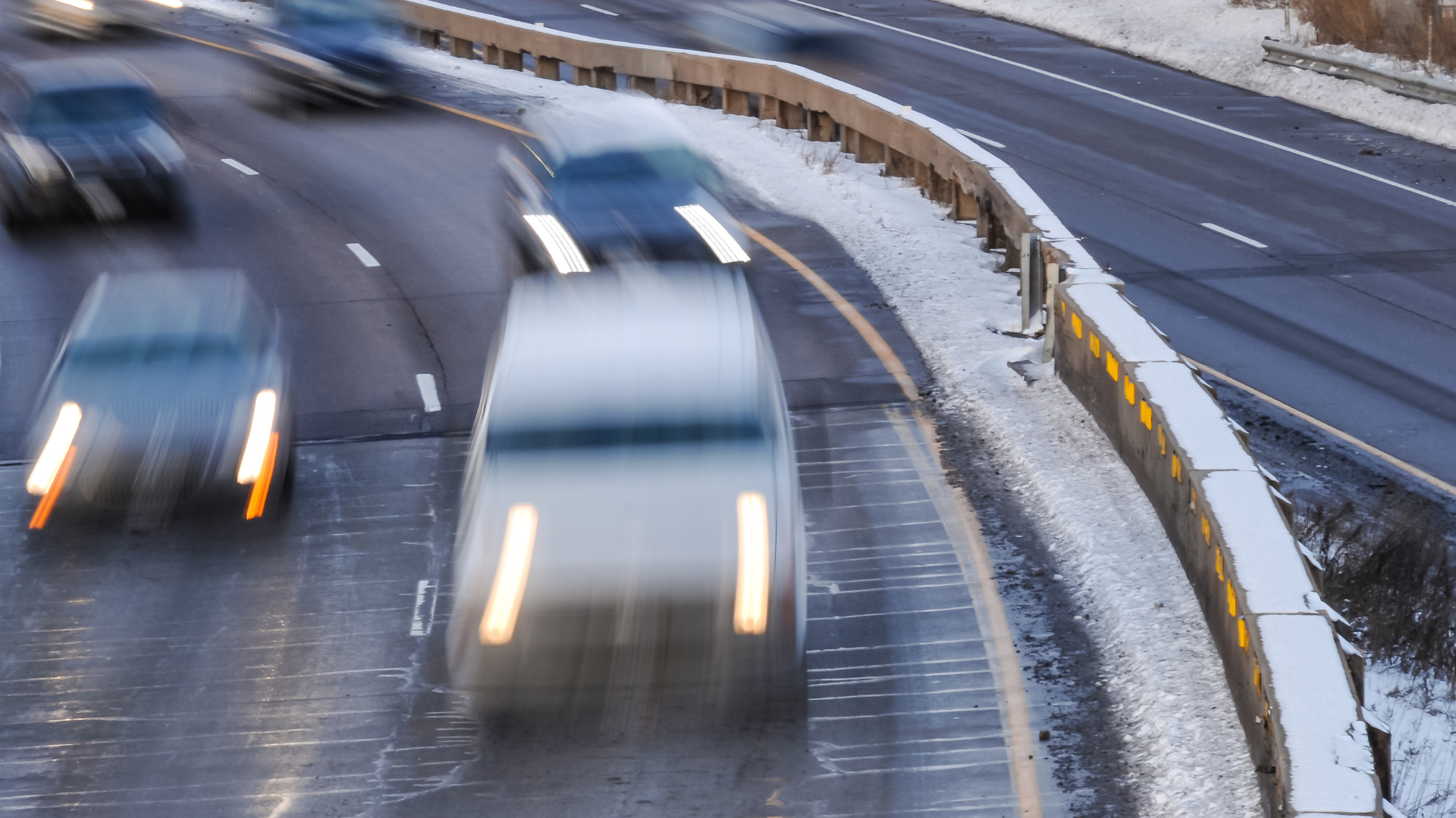 Guida su neve o ghiaccio: 5 errori da evitare