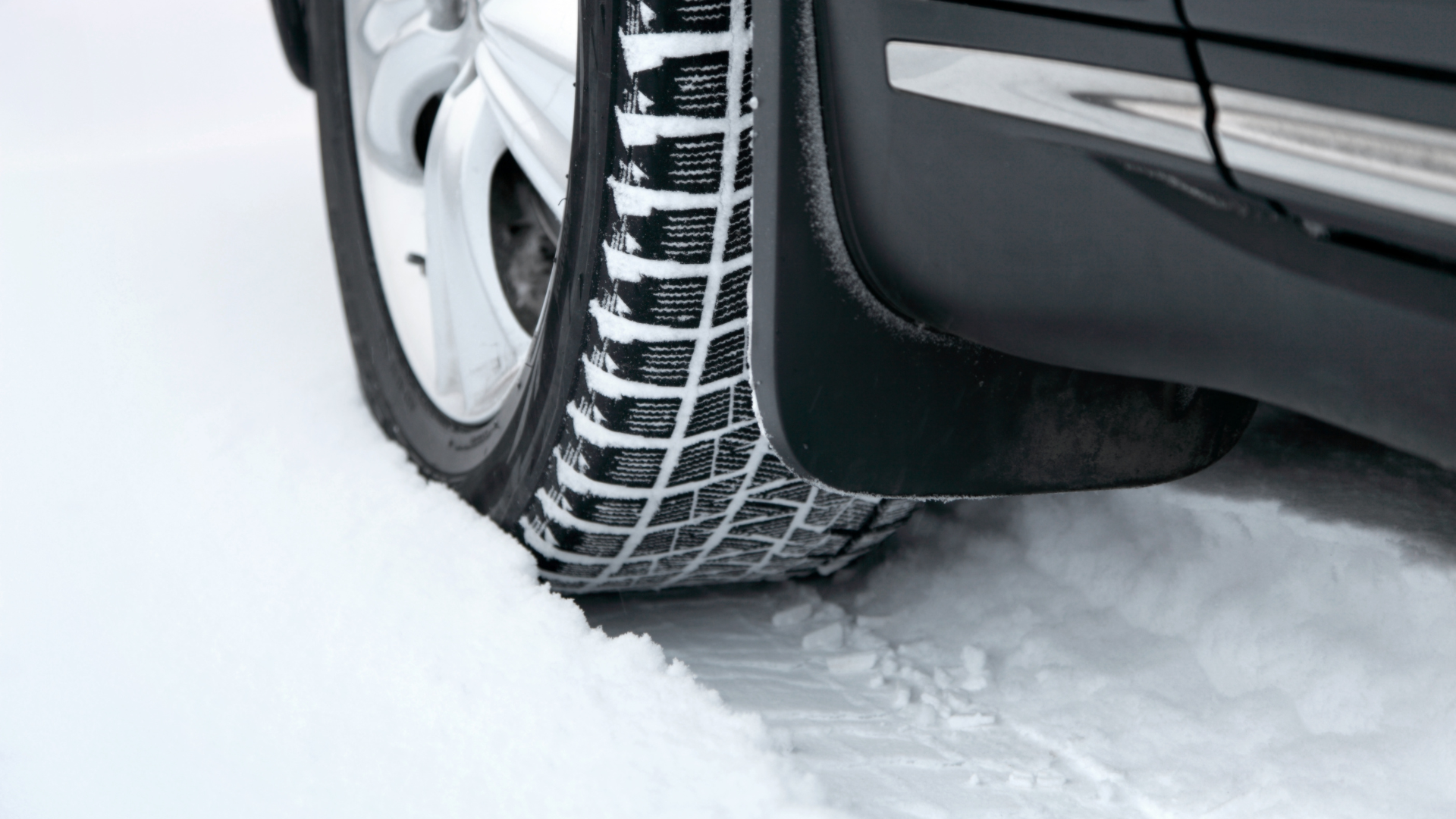 Pneumatici invernali: perché sono fondamentali per la sicurezza sulle strade ghiacciate