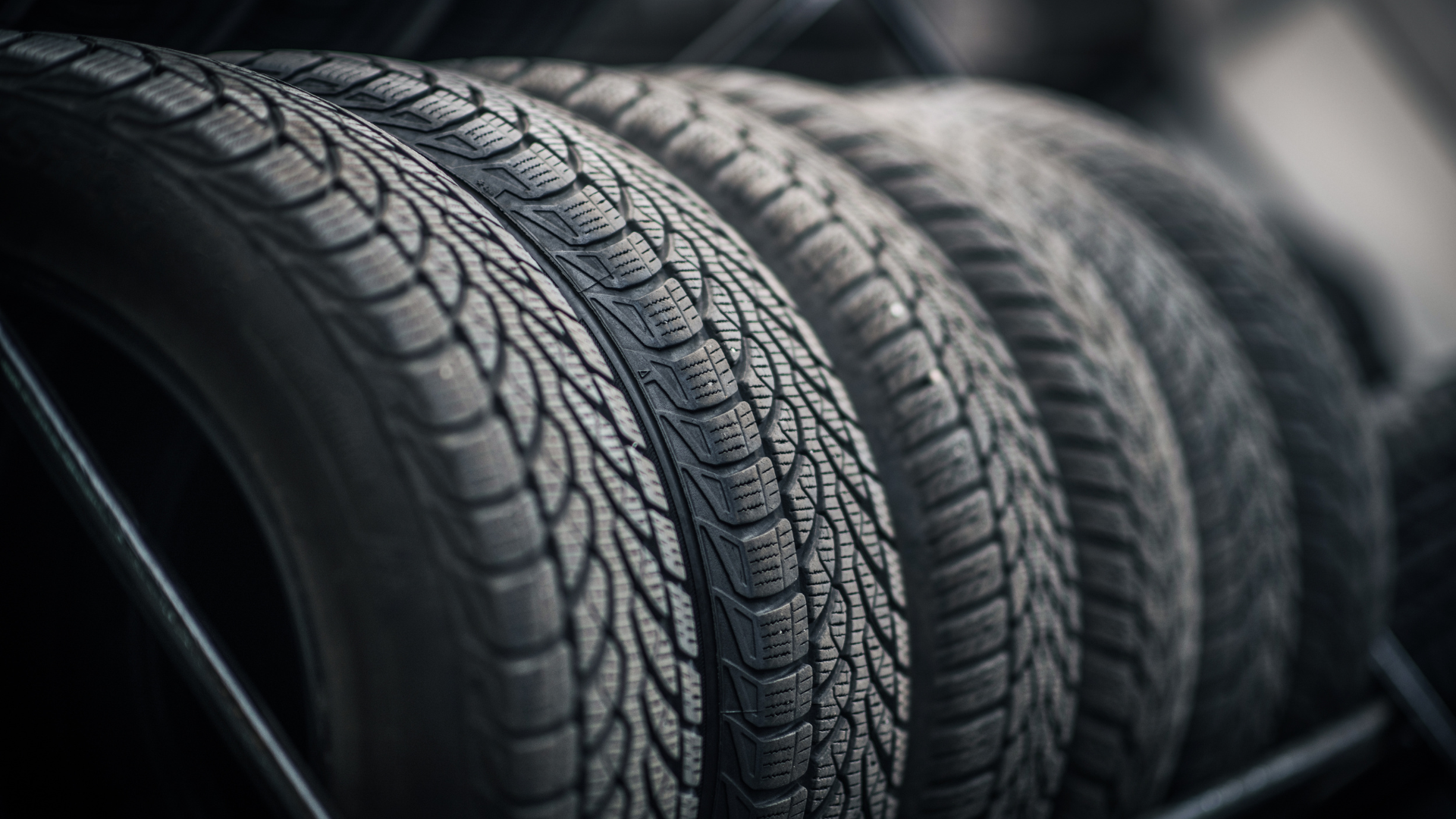 MANTENERE I PNEUMATICI IN CONDIZIONI OTTIMALI: UNA GUIDA PRATICA ALLA MANUTENZIONE